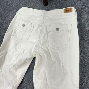 Levi's 515‎ Capri Women's White Denim Jean Shorts Size 8 Pockets Casual